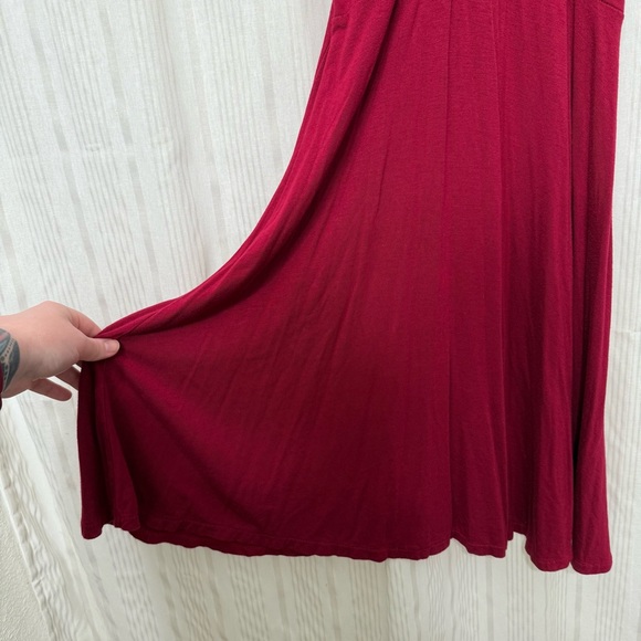 Purple Moon Wine Red Burgundy V-Neck A Line Midi Dress - Picture 4 of 5